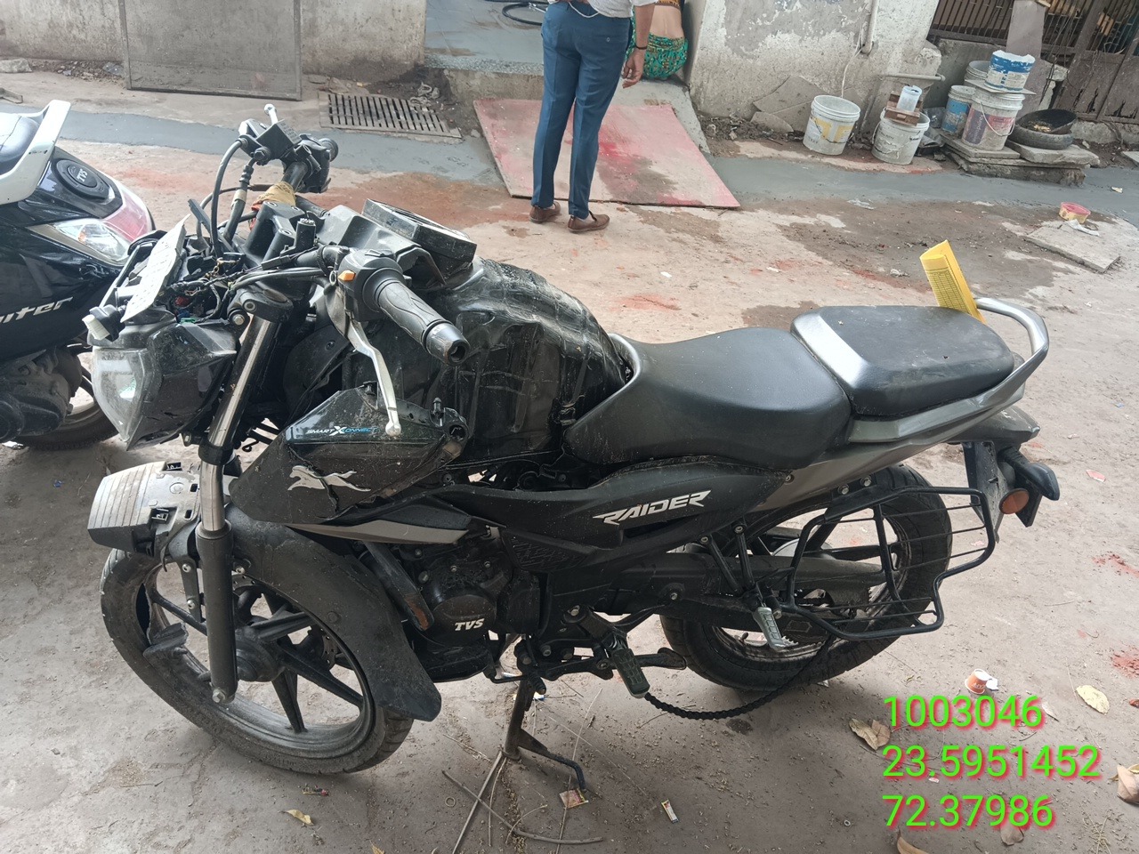 TVS  RAIDER